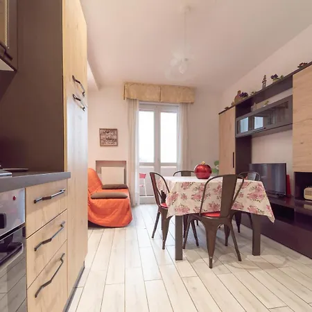 Rosa Centro Citta Holiday home *