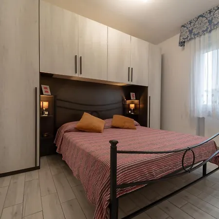 Rosa Centro Citta Holiday home Lido Adriano