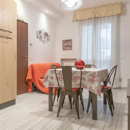 Rosa Centro Citta Лидо-Адриано